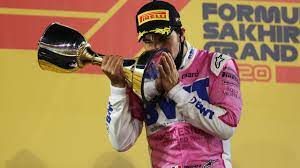 En la general de constructores, red bull aumenta su margen sobre mercedes de 26 a 37 puntos. Cronica Checo Perez Se Estrena En Una Carrera Loca Con Sainz Cuarto Eurosport