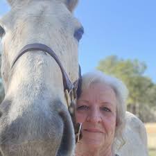 Natasha Howard scores off the opening tip ⚡️