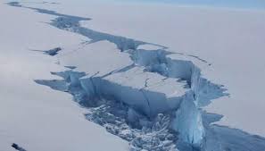 Melting of the ice cap has resulted in a shipping route to the countries of asia that is about 40% shorter. La Fonte Des Calottes Glaciaires Pourrait Provoquer Un Chaos Climatique Metro