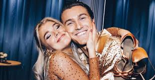 Maybe you would like to learn more about one of these? Hugo Gustafssons Karleksfulla Ord Till Keyyo Infor Let S Dance I 2021 Let S Dance Fina Ord Helgen