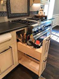 Our cabinet shops have experience that spans over multiple generations of amish woodworking. Madisonville Farmhouse Kitchen Custom Amish Cabinets Country Kitchen Other By Cabinets By Design Houzz Ie