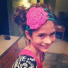 Took a short break from knitting socks. My daughter requested a knit  utensil holder for her lunch bag. I came up with this pattern and knit it  with cotton yarn in her