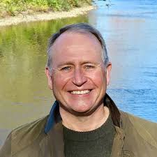 The Poacher's Son: The First Mike Bowditch Mystery (Mike Bowditch  Mysteries, 1): Doiron, Paul: 9781250161659: Amazon.com: Books