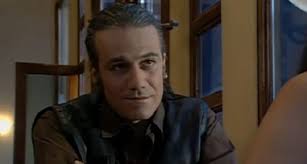 Ο θεόφιλος βανδώρος έγινε ευρύτερα γνωστός στο κοινό από τη σειρά του αντ1 «τμήμα ηθών». Sbxfjtbixhbmom