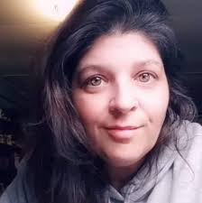 Angie Weathers's Instagram, Twitter & Facebook