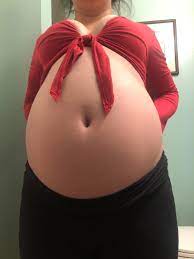 stuffed-bellies-always:explosionimminent:HungryBrookethe best Tumblr Porn