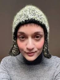 just made this ear flaps hat with the leftover marled yarn but i knitted it  together with some lime green alpaca , it’s available