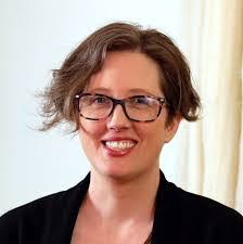 Alison Mcqueen's Instagram, Twitter & Facebook