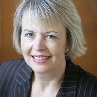 Lynette Eastman's Instagram, Twitter & Facebook