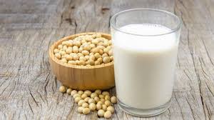 Rasa dari susu kedelai ini manis alami dan enak. Mana Yang Paling Baik Untuk Tubuh Susu Sapi Atau Susu Kedelai Bangka Pos