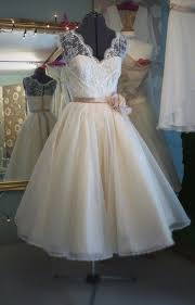 50s Style Wedding The More I See The Teacup Length The More I Fall In Love 3 Short Wedding Dress Wedding Dresses Wedding Dresses Lace