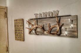 1001 Idees Tuto Porte Manteau Fait Maison Crochet A La Main Diy Coat Rack Deer Decor Deer Antler Decor