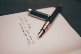 Menulis surat lamaran dalam bahasa indonesia yang baik dan benar saja sudah sulit, apalagi dalam bahasa inggris. Contoh Surat Pribadi Singkat Sahabat Guru Ibu Bahasa Inggris