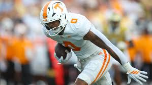 Ethan Davis injury update: Tennessee loses TE for season with ACL injury