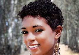 Short Haircuts For Latina Women Frisuren Naturlicher Kurzhaarschnitt Haar Styling