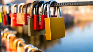 Unlike other wifi locks, this lock does not need a hub to connect to your wifi in order to lock/unlock your door remotely. The Best Padlocks Of 2021 Reviewed