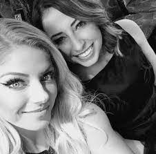 Rena Kaufman's Instagram, Twitter & Facebook