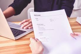 Berikut adalah contoh cv (curriculum vitae)formal, kreatif, menarik, bahasa inggris, bahasa indonesia, dan surat lamaran/application letter. Resume Untuk Temuduga Saiful Bahari Adzmi