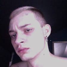 Jenna Betts (@BettsjennaC)