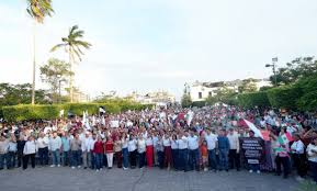 Desde Comalcalco morenistas tabasqueños manifiestan: la Patria no se vende