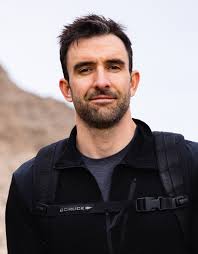 Ep. 392] Breaking Free from Scarcity with Michael Easter