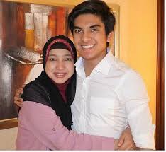 Bekas menteri belia dan sukan, syed saddiq syed abdul rahman mengemukakan permohonan pendaftaran parti ikatan demokratik. Calon Pasangan Syed Saddiq Sulit Didefinisikan Intip Sebabnya Gaya Tempo Co