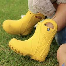 How much does the shipping cost for crocs yellow rain boots? Crocs Shoes Yellow Croc Rain Boots Unisex 1c Poshmark