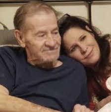 The little guy hurt his front foot so we get to go for a ride to see Tracy.