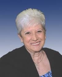 Mme Margie Sauvé Champagne