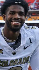 Fans are questioning Dillon Gabriel’s listed height after a surprising  photo with Shedeur Sanders! 🤔📏 #DillonGabriel #ShedeurSanders #NFLCombine  #HeightDebate #QuarterbackTalk #NFL #ClevelandBrowns ...