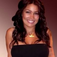 Candice Skinner (@DreamBeautyShop)