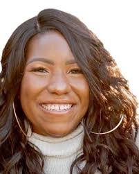 Amanda Bullard's Instagram, Twitter & Facebook