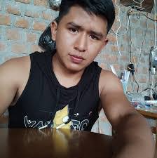 Aaron Robledo's Instagram, Twitter & Facebook