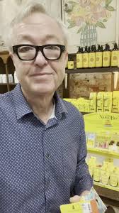 NEW NAKED BEE!!!! 🐝 @hunter.cowan.home #shoplocalutah #cedarcity  #shopsmallutah #southernutahshopping #downtownmain #southernutahuniversity  #tbirds #utahboutique #utahfashionblogger #summerfashion #utahhomedecor  #homedecoration330 #utahoutfit ...