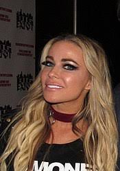 When you find the secret endgame boss while doing insane damage in dungreed. Carmen Electra Wikipedia