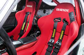 座椅方面 現時已經用上賽車品牌bride 的桶座椅 但為配合自己的寵物名字recaro 他正在物色一對新的座椅 in 2021 car seats car racing