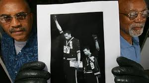 Olympic speed skater Dan Jansen falls after sister dies