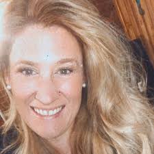 Lindsey Brewer Hair Stylist