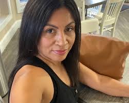 Laura Peavy's Instagram, Twitter & Facebook