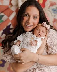 🔥 Baby Blair McBee just stole the entire spotlight in her Chiefs gear —  and Uncle Steven couldn't be prouder! ❤️🏈 You won't believe how fans are  reacting to the cutest game-day