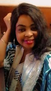 Mon cœur est affermi, ô DIEU! Je chanterai, je ferai retentir mes  instruments: c'est ma gloire! Réveillez-vous, mon luth et ma harpe! Je  réveillerai l'aurore. Je TE louerai parmi les peuples, ÉTERNEL!