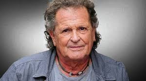 A los 66 años, Manuel Mijares Finalmente admite lo que todos sospechábamos...ver  mas