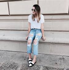 100 Answers To The Age Old Question What Should I Wear Simple Outfits Outfits With Leggings Boyfriend Jeans