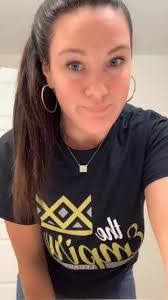 Rae Copeland's Instagram, Twitter & Facebook