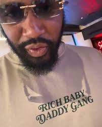 God forbid it come down to you or them you better PICK YOU!!!!!! Why you  rushing you ain’t heard about how the turtle 🐢 win the race??? ,  #RichBabyDaddyGang #Kingofkingz #StillHavin