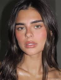 Cherry Cola Hair Color Is Trending, Again