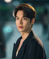 Pin Oleh Emily Gan Di The King Lmh Di 2020 Aktor Aktris Pacar Pria