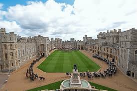 Queen elizabeth was, perhaps for the first time in her life, locked out of her castle this week. Queen Elizabeth S Favourite Castle To Get Facelift The Star