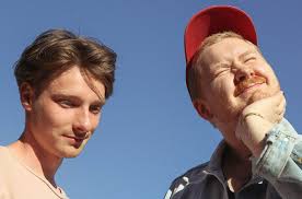 Her's Killed in Car Accident While Touring America