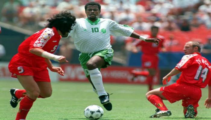  سعيد العويران نجم كرة القدم السعودية